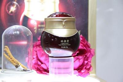 名门闺秀发布首款法令纹霜，三款超级产品定义护肤新未来